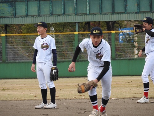 9�����K���i8